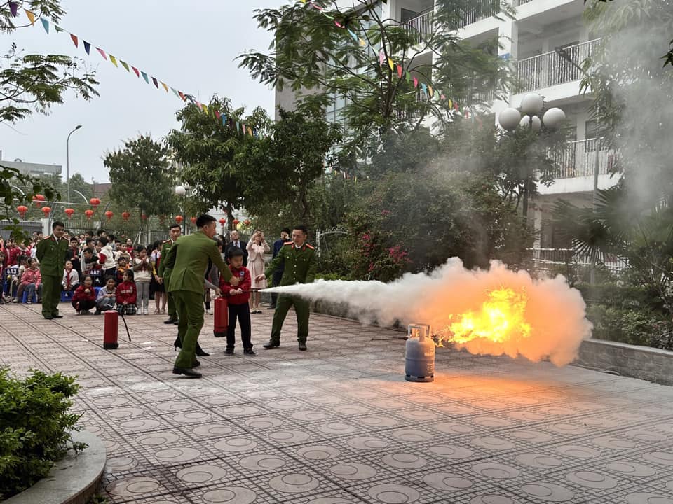 328346972 1373800113366986 7784037404085280824 n